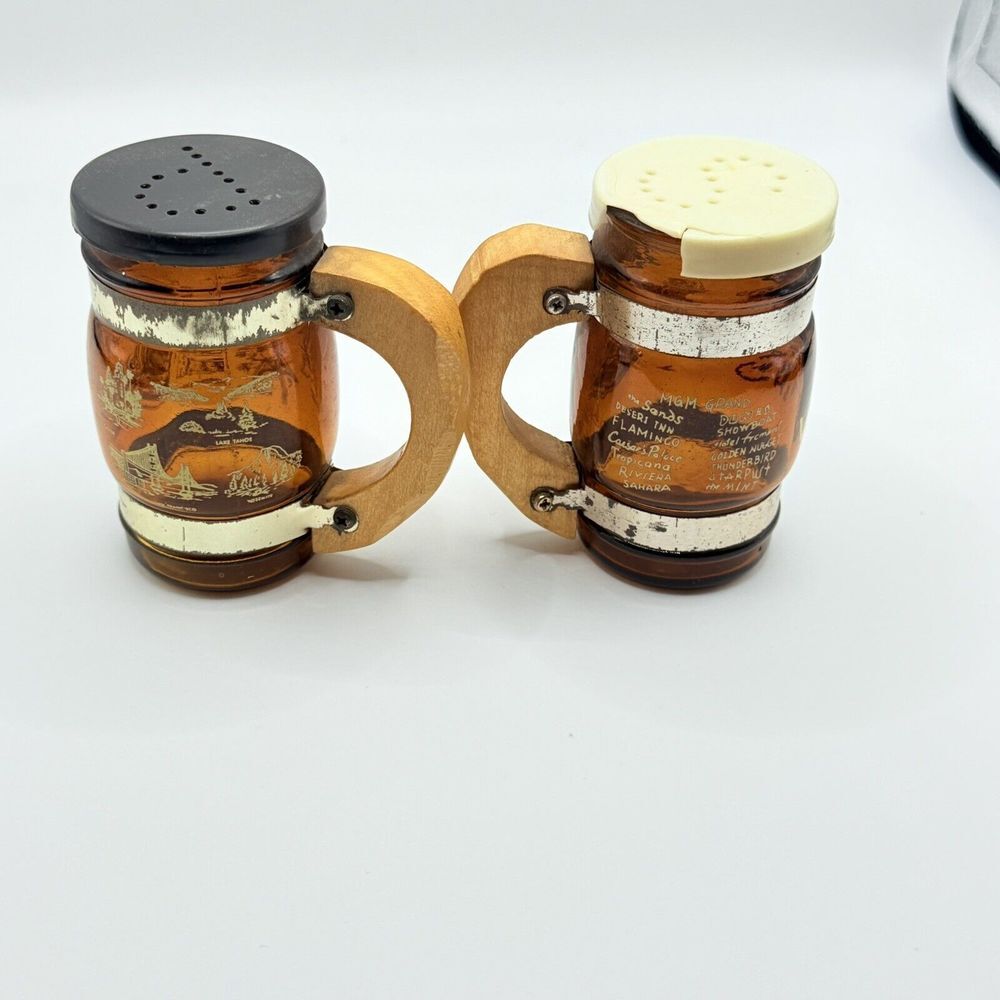Las Vegas &‎ California Souvenir Salt & Pepper Shakers Glass Barrel Set Vintage